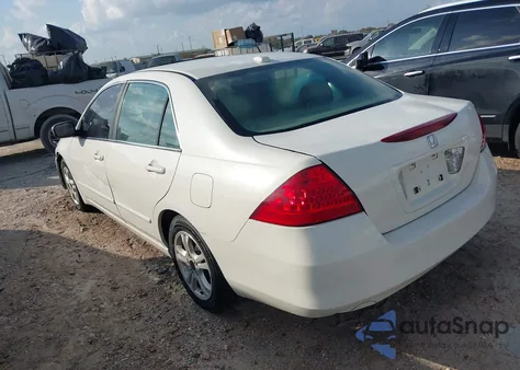 2007 Honda Accord 2.4 Ex из США, поврежденный, VIN 1HGCM56757A063541